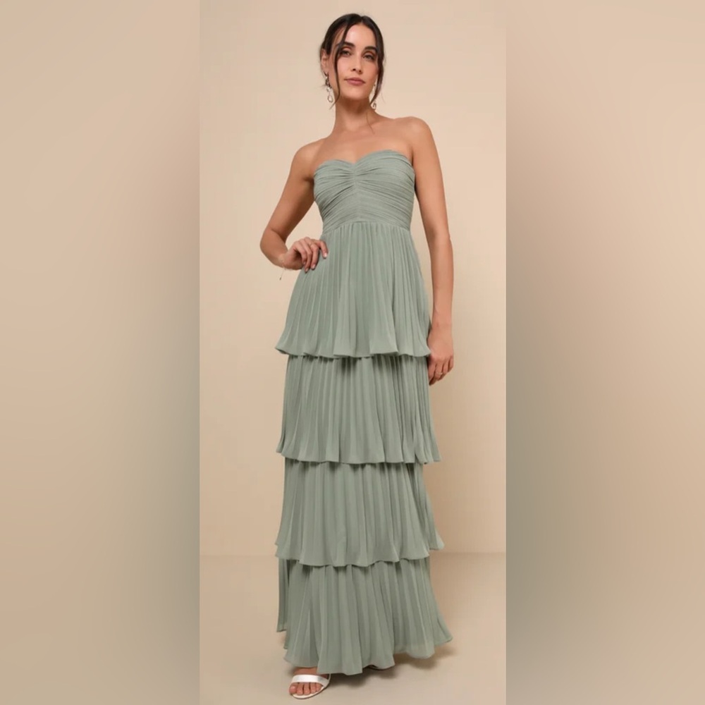 Lulu's Formal Sage Strapless Dress
